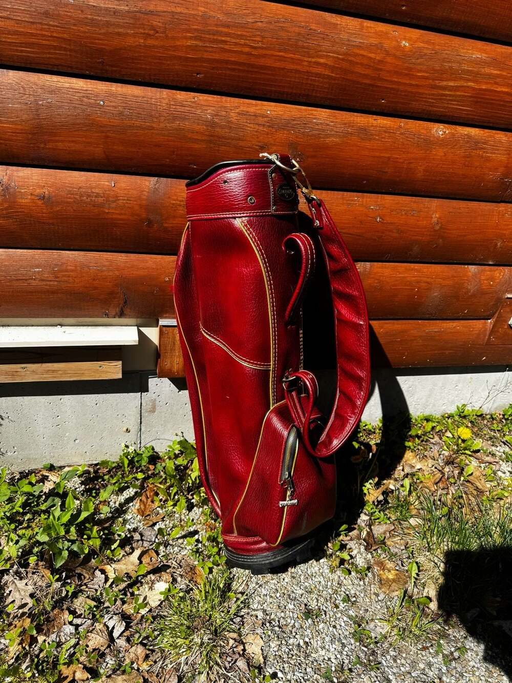 Vintage Spalding Made In USA Red Leather Golf Bag Rare Collector Piece